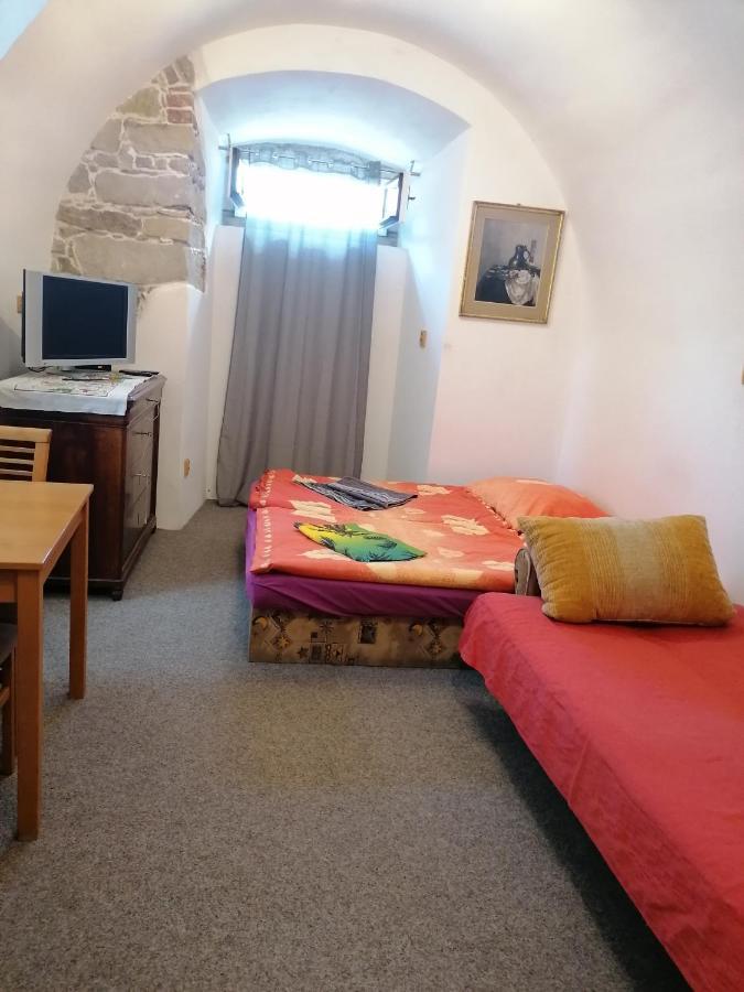 Fara Choustnikovo Hradiste Hotel Kültér fotó