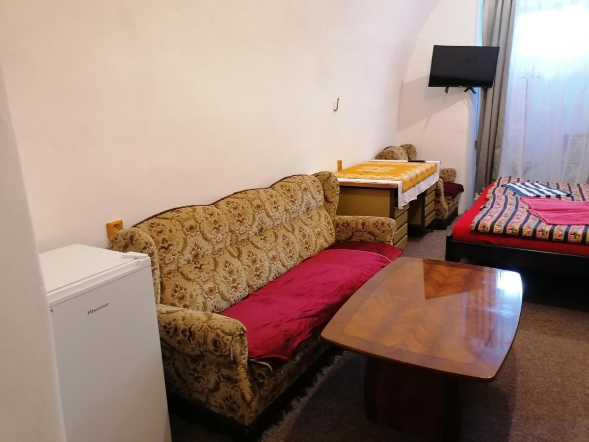 Fara Choustnikovo Hradiste Hotel Kültér fotó