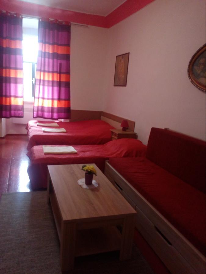 Fara Choustnikovo Hradiste Hotel Kültér fotó